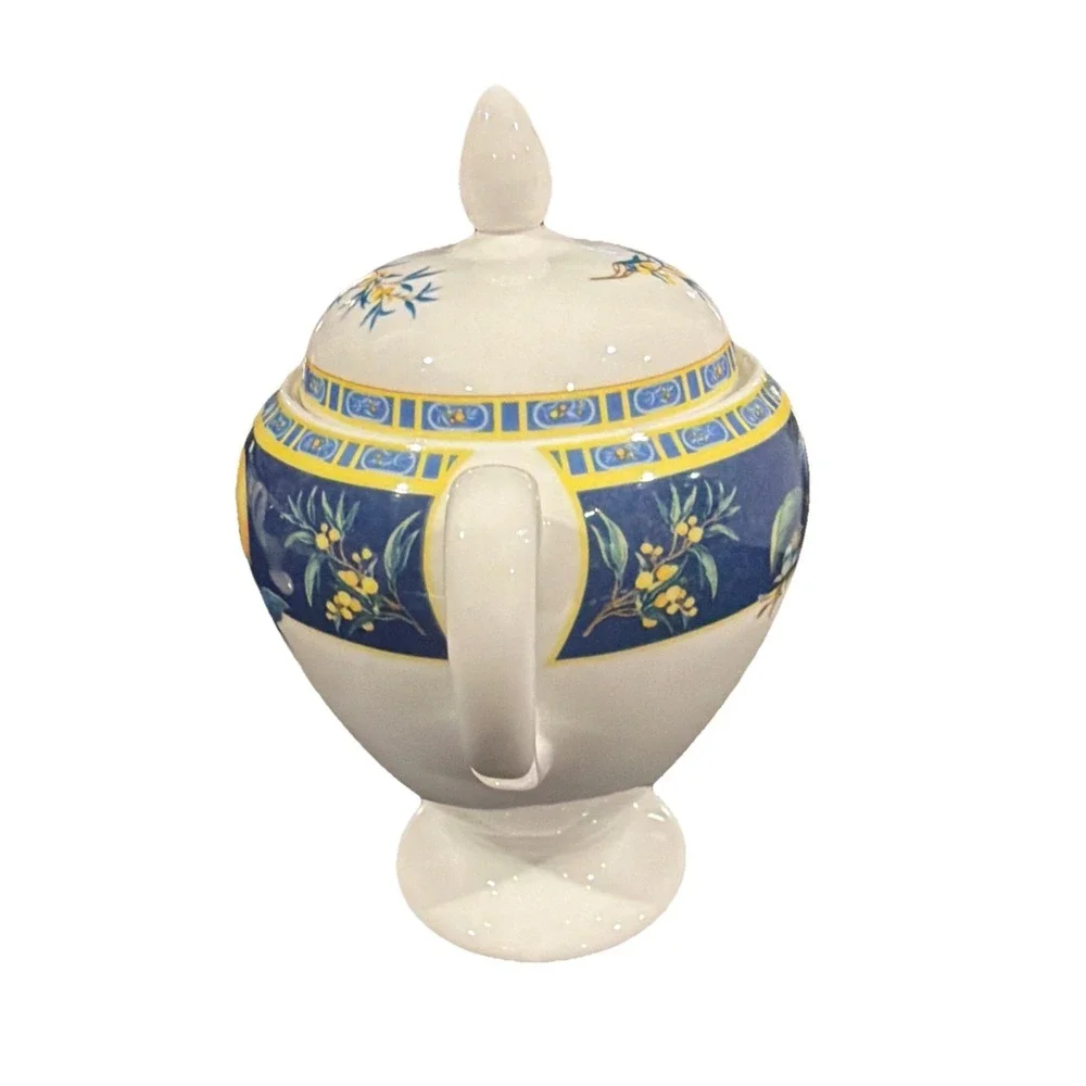 Vtg Wedgewood Citron Lemon Lidded Sugar Bowl Bone China‎ Made In England